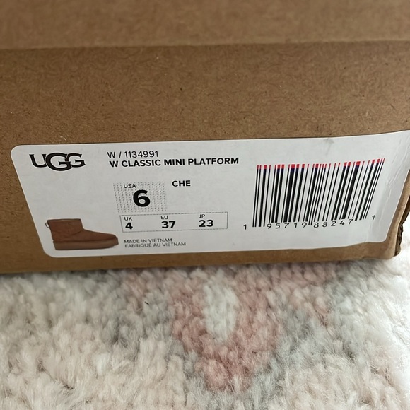 Classic Mini Platform Chestnut - Picture 4 of 11